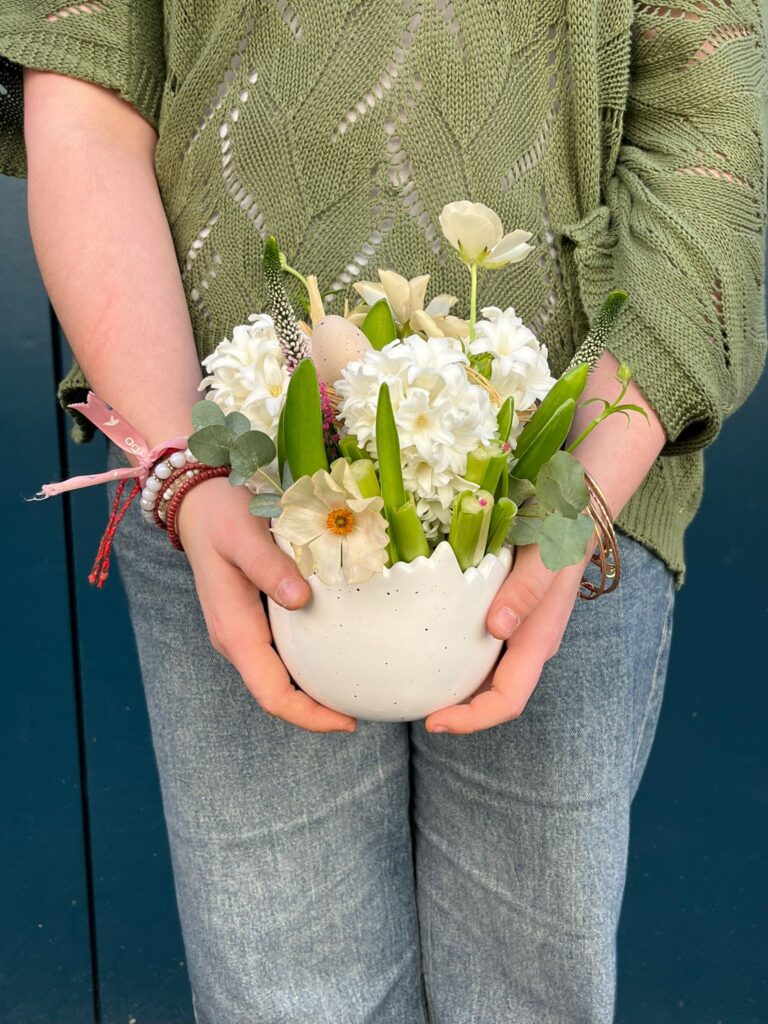 Composition de Pâques, fleuriste Le Mans